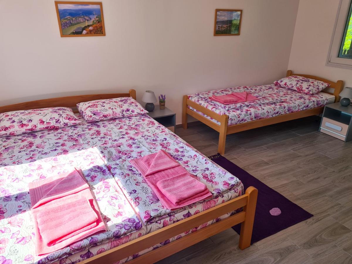 Apartmani Kuljanin ドニー・ミラノヴァツ エクステリア 写真