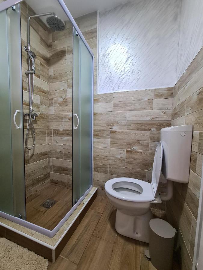 Apartmani Kuljanin ドニー・ミラノヴァツ エクステリア 写真